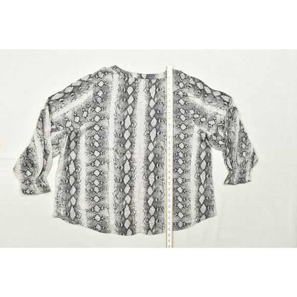 Lane Bryant Plus Size 18/20 Snake Print Tassel Tie Blouse Top Long Sleeve - Picture 4 of 8